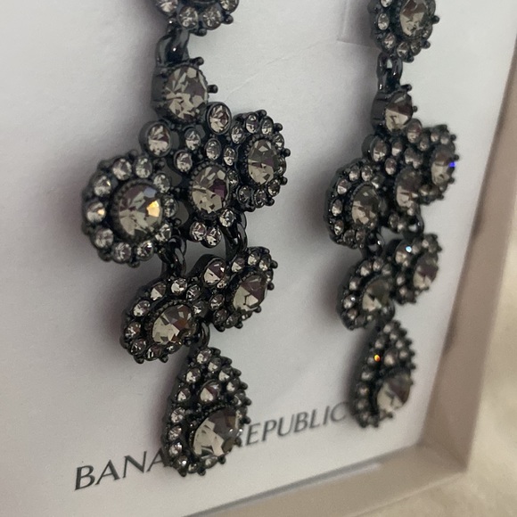 Banana Republic fashion SPARKLE STONE dangle earrings NIB - Picture 7 of 7